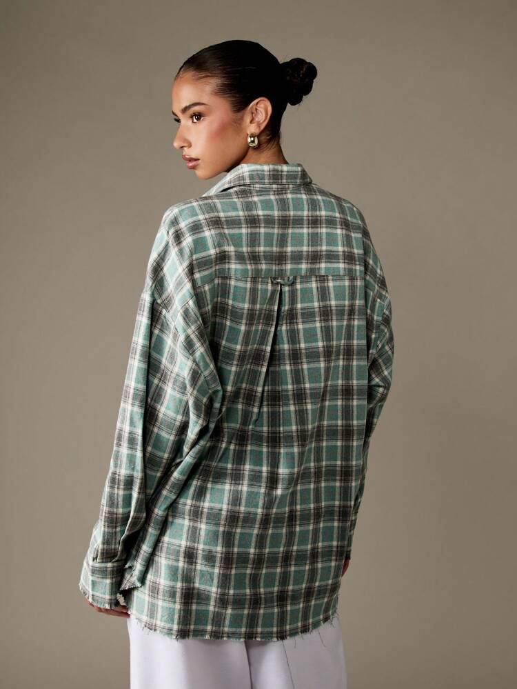 MISSGUIDED Oversized Plaid Flannel Shirt With Distressed Hem Christmas