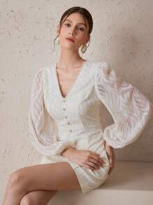 Modelyn 女士时尚浪漫优雅V领仿珍珠长袖衬衫 - 杏色 - 查看 7