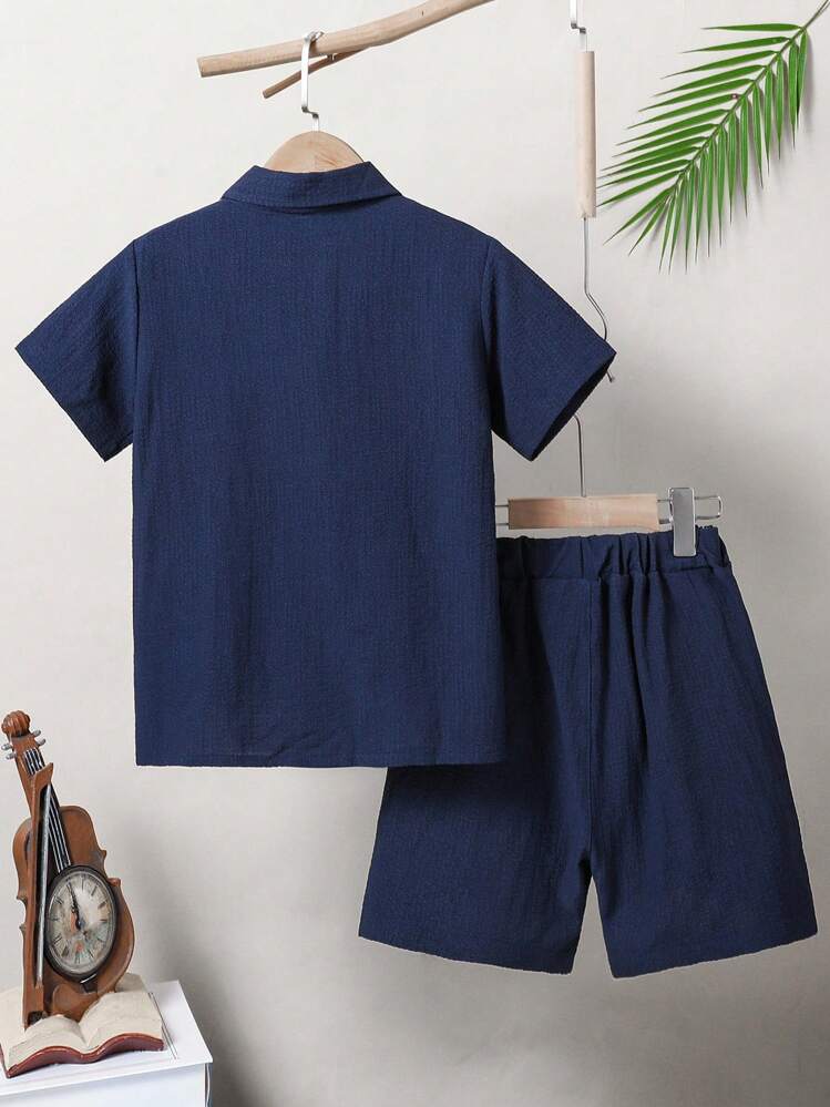 SHEIN 青少年男孩實色口袋修補釦子衬衫配短裤,不含內搭t恤 - 藏蓝色 - 查看 2