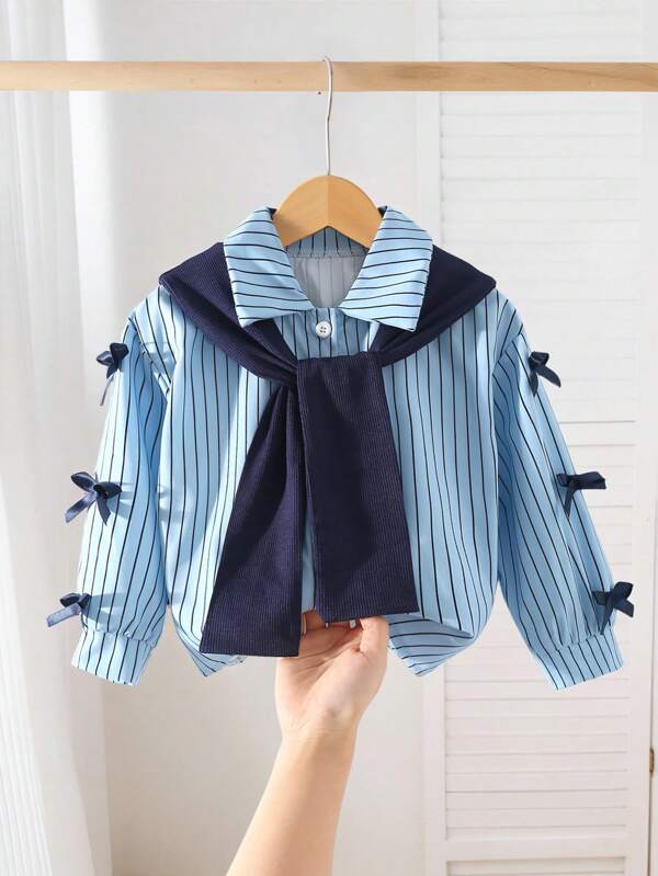 少女学院风条纹衬衫，配有可拆卸围巾领和蝴蝶结袖口设计，可爱优雅的长袖上衣，适合返校季穿着，四季皆宜。青少年少女衬衫，蓝色条纹衬衫，少女衬衫，蝴蝶结袖衬衫，少女衬衫，青少年少女衬衫，可爱少女衬衫，蝴蝶结衬衫，少女衬衫，翻领衬衫，秋冬季
