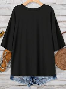 SHEIN CURVE+ Camiseta con bolsillo y diseño de corazón degradado, de talla grande, casual y versátil, adecuada para verano, con cuello en V, tops lindos para mujeres, tops casuales, tops de verano, tops con estampado de corazón