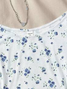 SHEIN 少女夏季白色花朵露肩休闲日常T恤，居家，学校花朵T恤 - 藍白色 - 查看 6