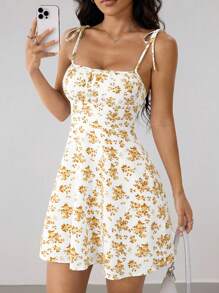 SHEIN PETITE 女士碎花荷叶边吊带迷你连衣裙，度假风格 - 黃色 - 查看 4