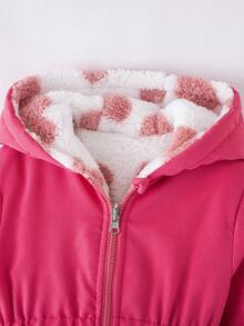 女童冬季双面连帽羽绒服，爱心印花，厚棉内衬，腰部收紧，可爱甜美，适合女宝宝冬季穿着。这款羽绒服采用粉色面料，适合秋季穿着。 - 玫紅色 - 查看 6