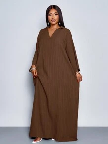 SOLERSUN Modisches Damen Maxikleid mit V-Ausschnitt und weiten Fledermausärmeln für den Urlaub