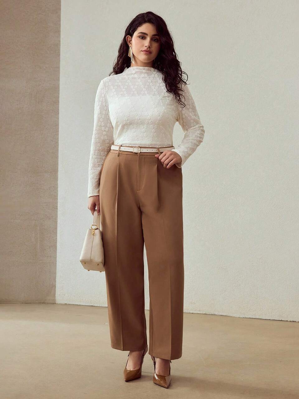 PLUS SIZE TEXTURED STAND NECK T-SHIRT