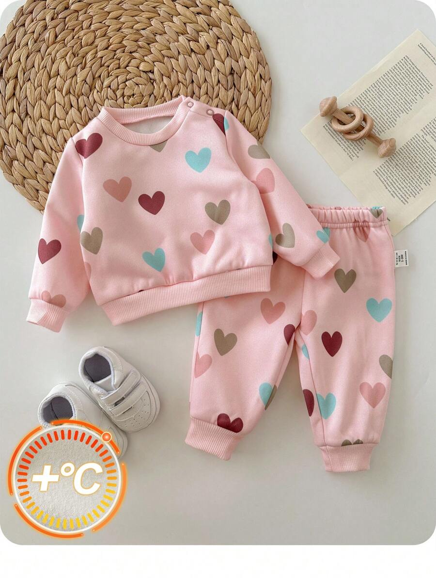 SHEIN 2件套新生儿爱心图案长袖上衣和裤子套装 - 彩色 - 查看 1