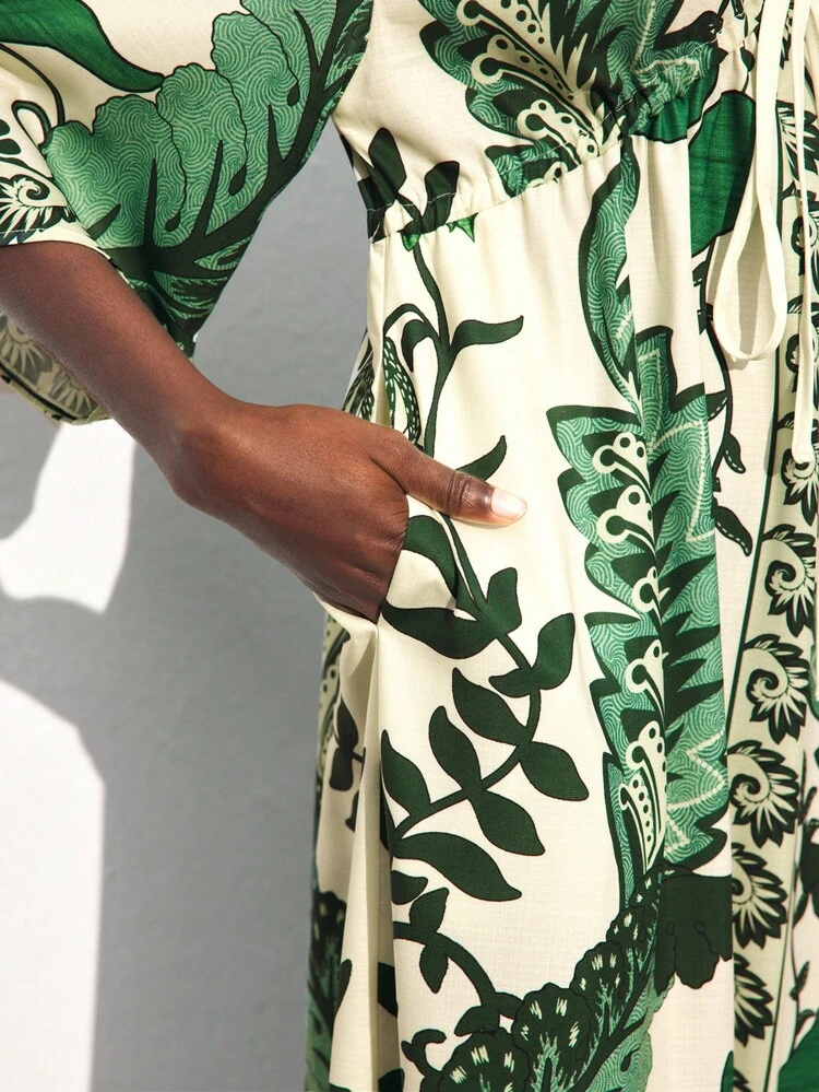 SHEIN Maija Women's Totem Print V-Neck Ruched Front Long Dress, Versatile For Urban Commute, Business, Casual, Office, Teacher Outfit, Elegant For Halloween, Christmas Party, Beach Holiday Beach Clothing, Bohemian Style Vacation Wear, All Season  Ins Celebrity Same Style Vacation Style, Exotic Atmosphere, Country Concert, Western Style Clothing, High-Grade Fabric, Comfortable And Breathable Low-Key And Durable Basic Style, All-Match And Suitable For Everyone, Street Fashion Wear, Coffee Shop Wear, Relaxed W