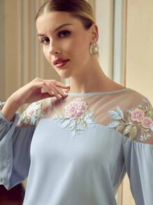 ZEYLAH 女士花卉刺绣网眼灯笼袖宽松优雅衬衫 - 白色 - 查看 2