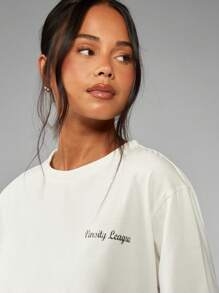 MISSGUIDED Camiseta oversize de estilo universitario, estampado casual de campus, caída de hombros, ropa de calle casual para uso diario en primavera y verano - Blanco - Ver 4