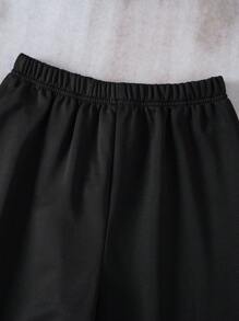 Batwheels X SHEIN Set de sudadera de cuello redondo con gráfico de letras y dibujos animados, y pantalón de chándal con cintura elástica para niño preadolescente