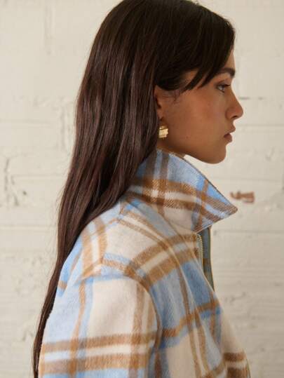 Nöista Blue, Brown And Beige Short Jacket With Metal Zipper Placket And Lapel Design Is Suitable For Spring & Autumn.