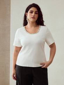 MOTF PREMIUM PLUS SIZE CONTRAST BEADED TRIM SHORT SLEEVE TEE - White - View 4