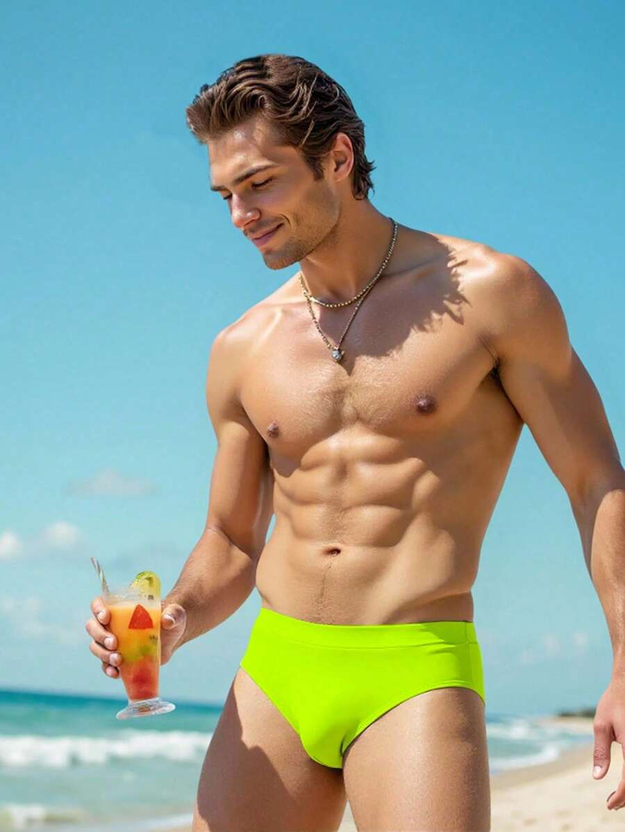 Surfspeed Men's Solid Color Triangle Beach Swimwear - Green - View 1