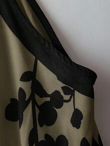 SHEIN Clasi 大码女式时尚印花无袖连体裤，夏季 - 軍綠色 - 查看 4