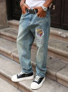 Manfinity Roghcode Manfinity Streetrush Washed Blue Straight Leg Jeans With Tiger Head Embroidered Patch, Street Fashion For Spring/Summer - Medium Wash - View 3