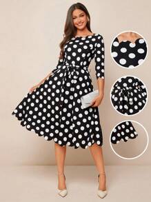 SHEIN Amorya Vestido midi elegante de mujer con ajuste ceñido en la cintura, con lunares blanco y negro y adorno de concha en las mangas cortas. Adecuado para uso casual, fiesta, cita, viaje en otoño, invierno y primavera. Vestido de lunares para mujer, atuendo casual de negocios, salida nocturna, atuendo de maestra, atuendo de iglesia - Blanco y Negro - Ver 1