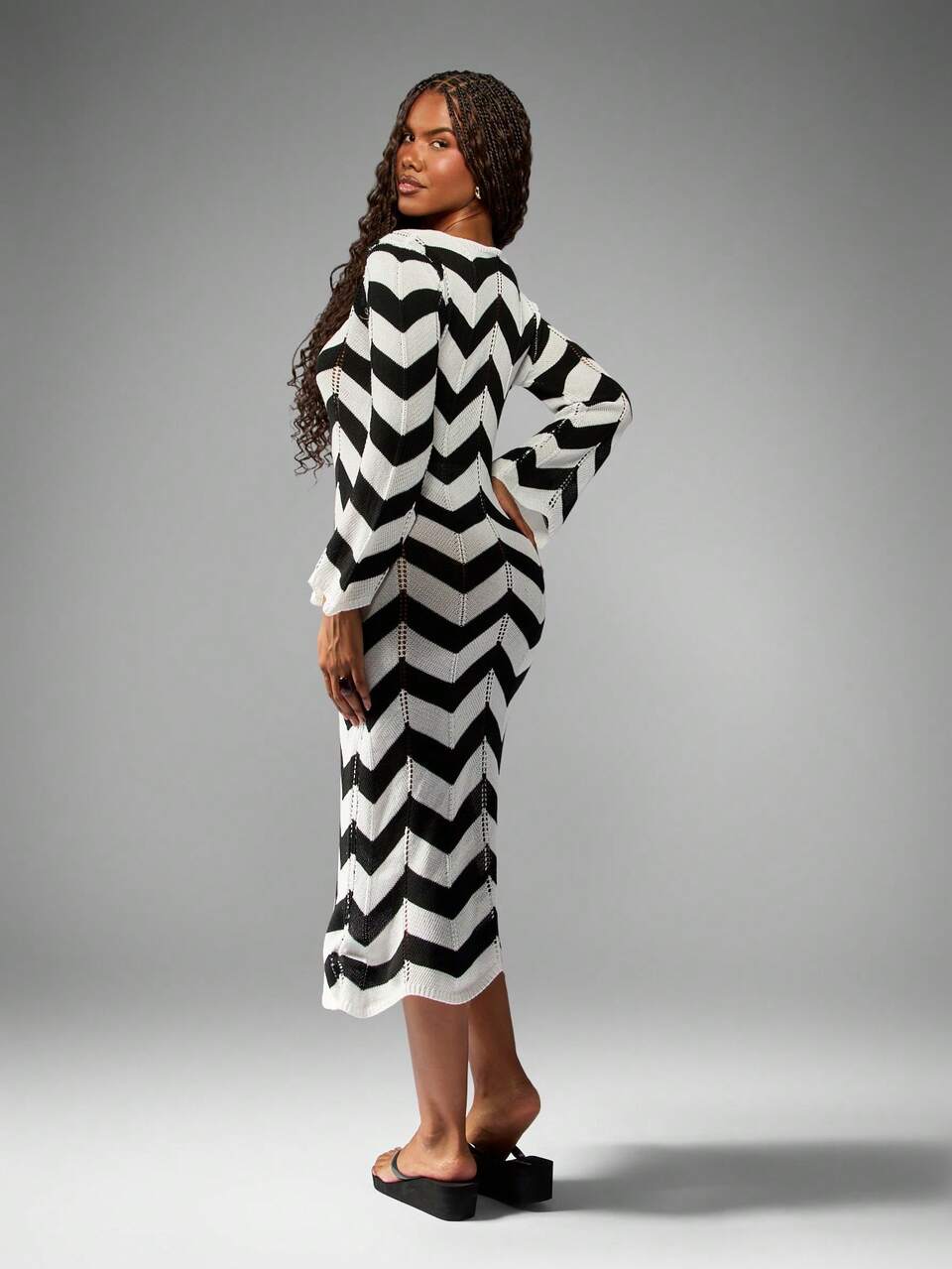 Zig Zag Pattern Knit Sweater Dress With V Neck Tie Detail