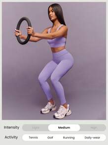 GLOWMODE FeatherFit™-Sculpt V 领工字背心运动文胸背心，中等支撑，健身 - 紫丁香色 - 查看 6