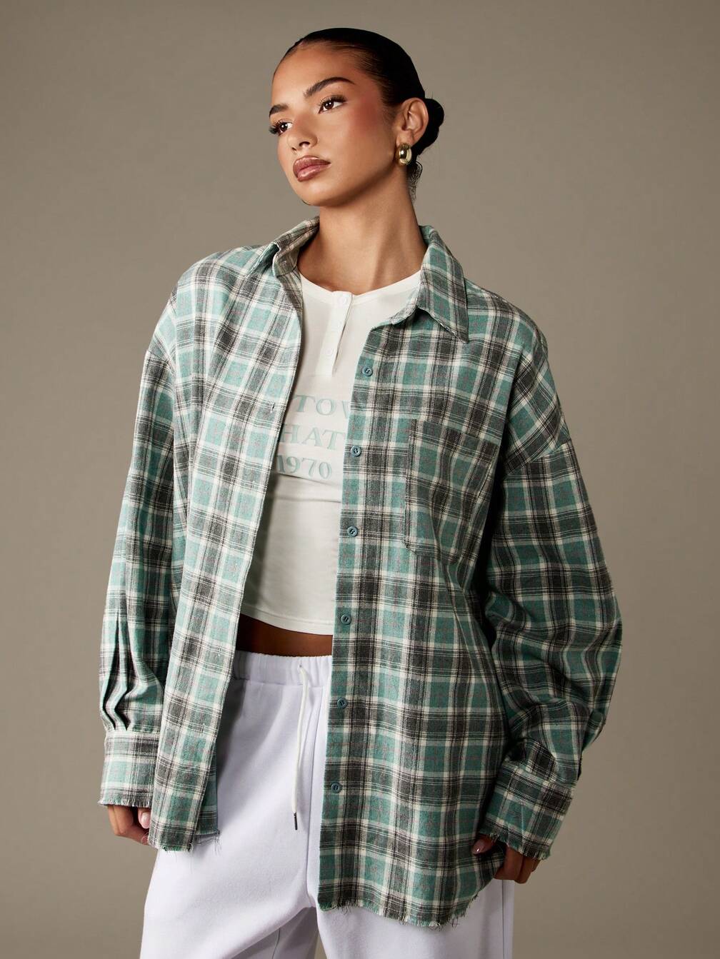 MISSGUIDED オーバーサイズチェック柄フランネルシャツ（裾ダメージ 