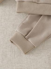 SHEIN 2pcs Baby Boy Toddler Newborn 0-3 Years Old Casual Everyday Waffle Knit Crew Neck Sweatshirt And Pants Set, Beige And Khaki Fall Winter - Khaki - View 7