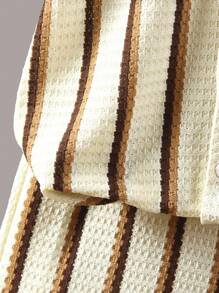 SHEIN Playful Pals 2pcs Young Boy Textured Stripe Knit Shirt And Shorts Set - Multicolor - View 6