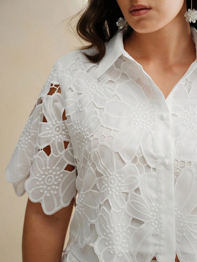 Women's Elegant New Lace Plus Size Outfit, Includes Wide Leg Pants, Stylish Spring/Summer Set