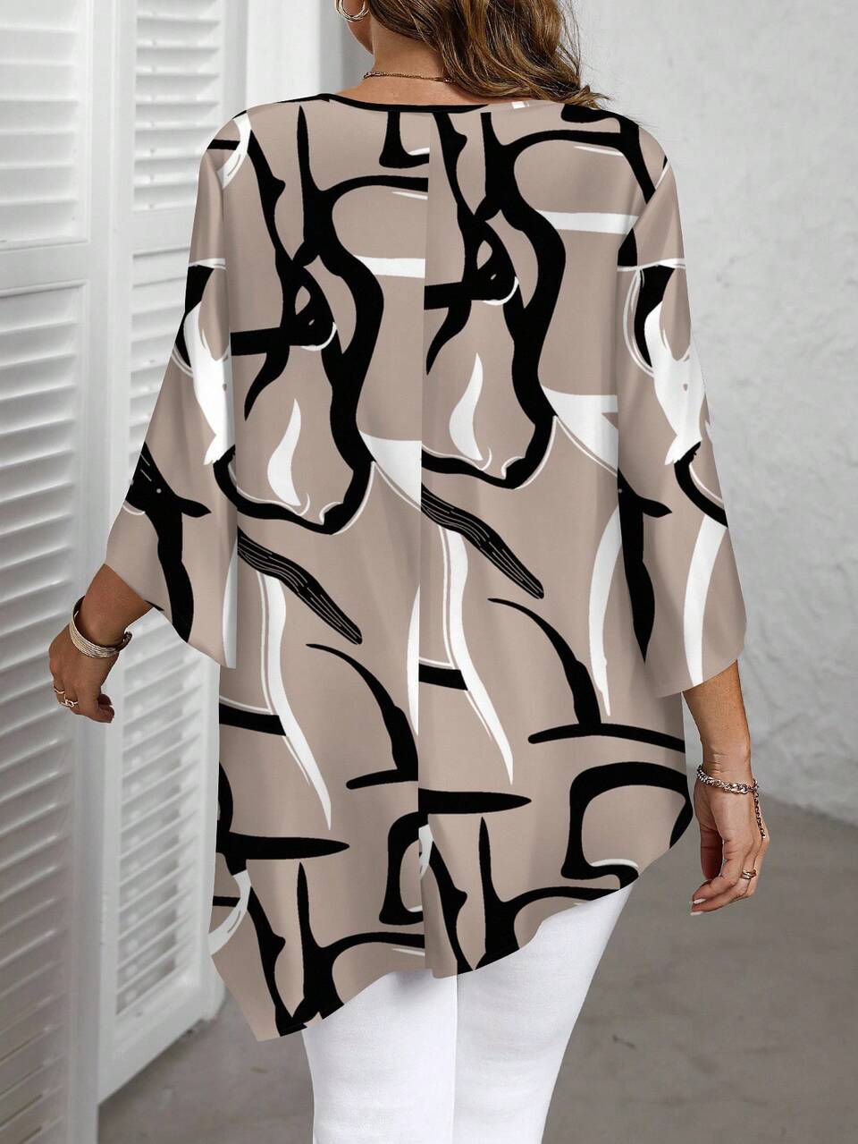 Plus Size Round Neck Black And White Elegant Blouse,Autumn Everyday Loose Casual Shirt,Curved Hem Asymmetrical Flowy Tunic,Business Casual Woman Curve