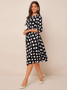 SHEIN Amorya Vestido midi elegante de mujer con ajuste ceñido en la cintura, con lunares blanco y negro y adorno de concha en las mangas cortas. Adecuado para uso casual, fiesta, cita, viaje en otoño, invierno y primavera. Vestido de lunares para mujer, atuendo casual de negocios, salida nocturna, atuendo de maestra, atuendo de iglesia - Blanco y Negro - Ver 4