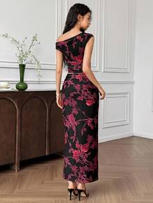 EastFlair 女式花卉印花不对称短款上衣和褶皱迷你裙两件套