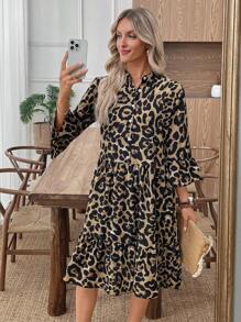 EMERY ROSE فستان نسائي كاجوال متوسط الطول بأكمام واسعة وأزرار وكشكشة على الذيل بطبعة نمر، فستان طبعة نمر، فستان طبعة حيوان، فستان طبعة فهد، فستان نمر بأكمام طويلة، فستان نمر متوسط الطول، ملابس خريفية للنساء، فساتين للنساء في الخريف