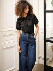 lacRébo 黑色雪纺波点提花衬衫，泡泡袖系带领口设计，教师上衣，商务休闲春夏款 - 黑色 - 查看 2