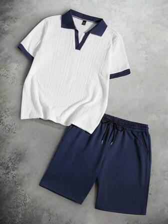 Manfinity Hypemode Conjunto de 2 piezas: Camiseta de cuello en V de manga corta con contraste de colores + Pantalones cortos con cordón y cintura elástica para hombre