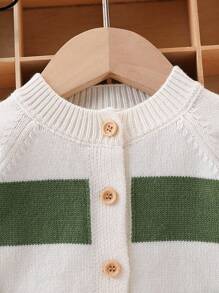 SHEIN 男婴时尚可爱百搭毛衣套装，秋冬套头毛衣，开衫针织毛衣和裤子套装 - 綠色 - 查看 3