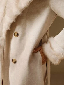 Anewsta 白色修身双排扣大衣，配双色毛领和腰带 - 白色 - 查看 4