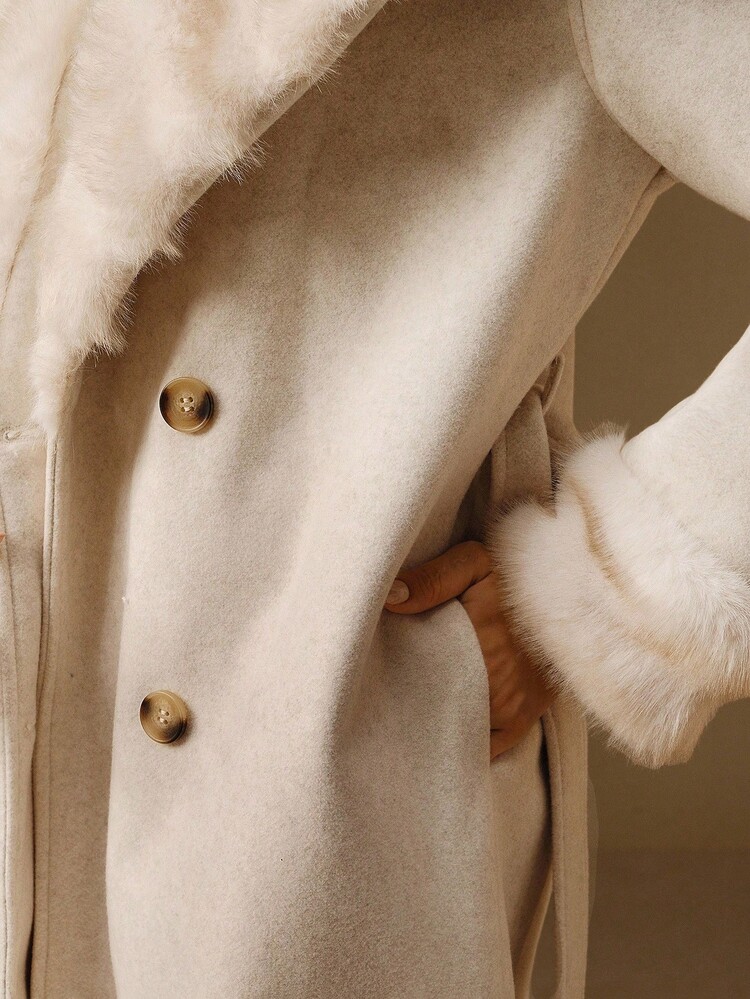 Anewsta 白色修身双排扣大衣，配双色毛领和腰带 - 白色 - 查看 4