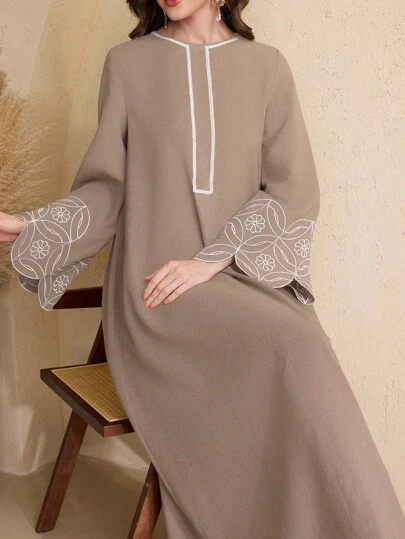 Al Najma 女士春夏圆领梭织边刺绣喇叭袖阿拉伯风格连衣裙，阿拉伯连衣裙