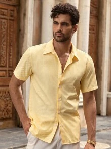HIMLAND Áo sơ mi nam cổ bẻ tay ngắn, họa tiết sọc đi làm thường ngày, áo sơ mi nam mặc đi nghỉ dưỡng, áo sơ mi nam sọc vàng, áo sơ mi nam tay ngắn, áo sơ mi nam sang trọng, áo sơ mi nam màu vàng, tiền cũ - Màu vàng - Xem 4