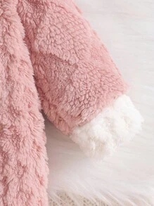 SHEIN 1 件女婴长袖连帽连体衣，毛绒蝴蝶装饰，柔软舒适，绗缝花卉图案羊毛连体衣，前按扣开合，休闲日常穿着，秋冬 - 粉色 - 查看 4