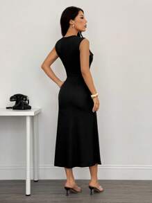 SHEIN PETITE 新款春夏休闲优雅圆领无袖包边装饰金属扣鱼尾裙开襟包臀裙黑色纹理针织面料女长裙-B，商务休闲女装