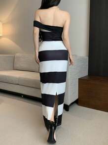 Celisse Neues Mode breites Streifen Off-Shoulder Schlitz Maxikleid aus Strick