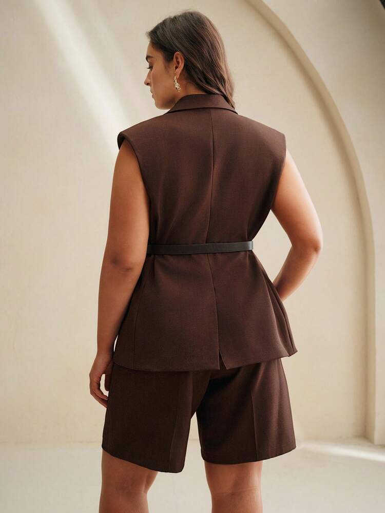 Conjunto de Blazer Vintage Sem Mangas e Shorts de Cintura Alta com Cinto para Mulheres Plus Size