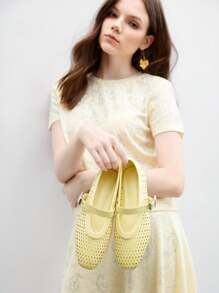 CUCCOO BIZCHIC 女士时尚通勤百搭休闲玛丽珍平底鞋 - 黃色 - 查看 2