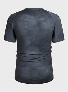 Manfinity LEGND 男士彩色块字母和摩托车图案印花插肩袖 T 恤，适合外出，适合丈夫，短袖亨利衫