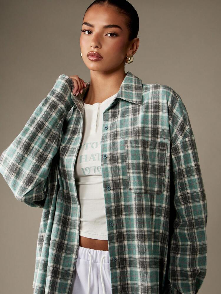 MISSGUIDED Oversized Plaid Flannel Shirt With Distressed Hem Christmas