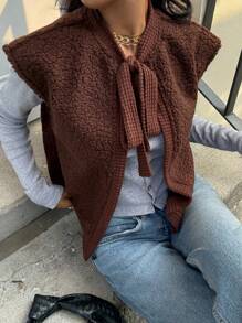 Siren Gaze 人造毛皮组合夹克，带钩针细节和前系带开合，休闲女式无袖背心夹克 - 棕色 - 查看 4