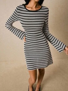 Poéselle 女式条纹圆领长袖休闲迷你连衣裙 - 黑與白 - 查看 7