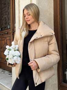 Cloudara Damen Kurze einfarbige Daunenjacke für den Winter - Schwarz - Übersicht 1