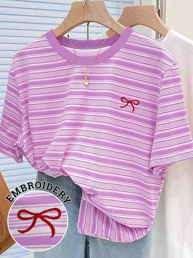 女款T恤/蝴蝶结图案印花/紫色条纹格子大码T恤/刺绣工艺/女士休闲超宽松圆领上衣/春夏 - 彩色 - 查看 1