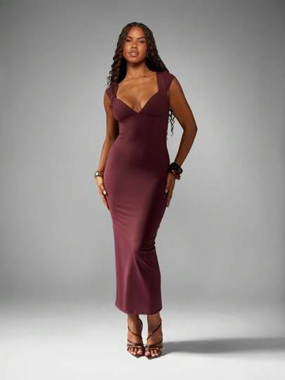 【タグ付正規品】Mayfair Ruffled Dress/Her lip to herlipto 𝖢𝗈𝗆𝗂𝗇𝗀 𝗍𝗈 𝗒𝗈𝗎 𝗌𝗈𝗈𝗇